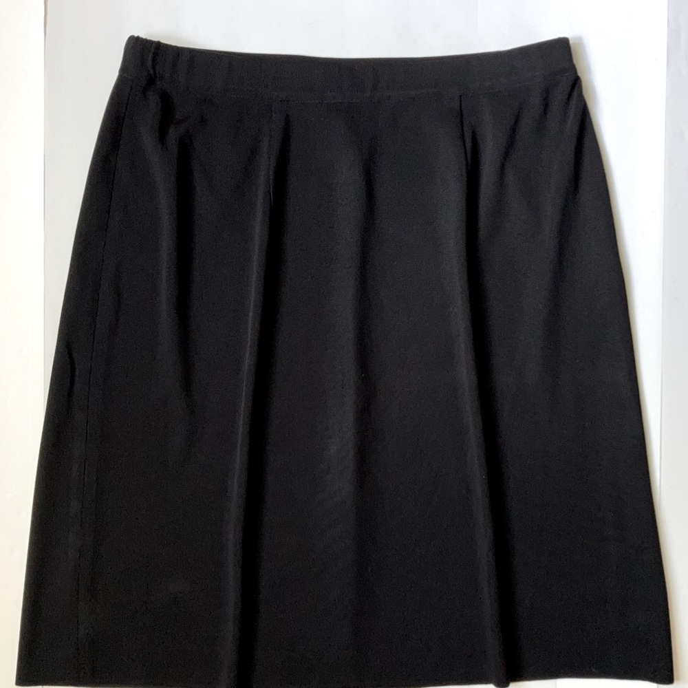 Misook Black Mini Skirt